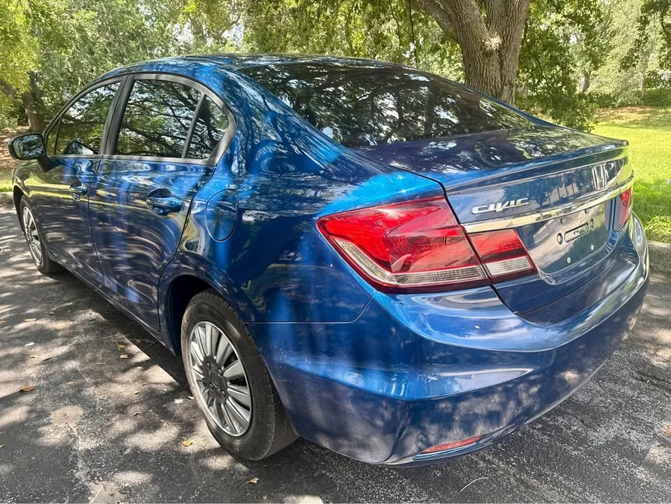 2014 Honda Civic 9th Gen - Image 6 of 11