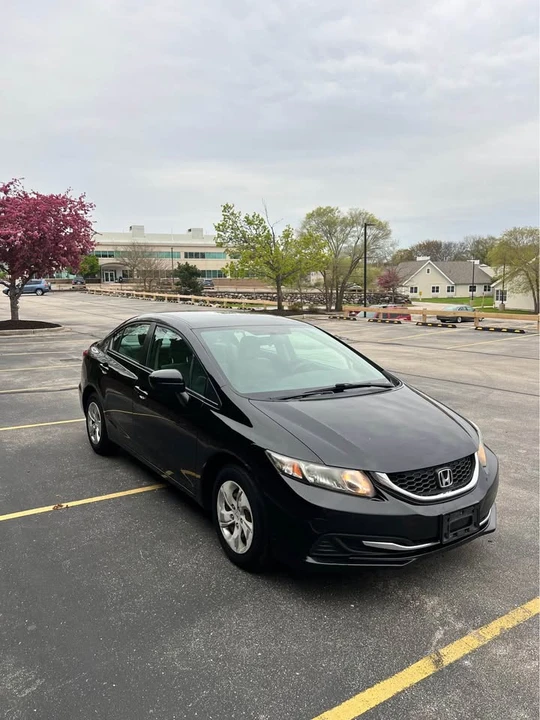 2014 Honda Civic 9th Gen - Image 3 of 19