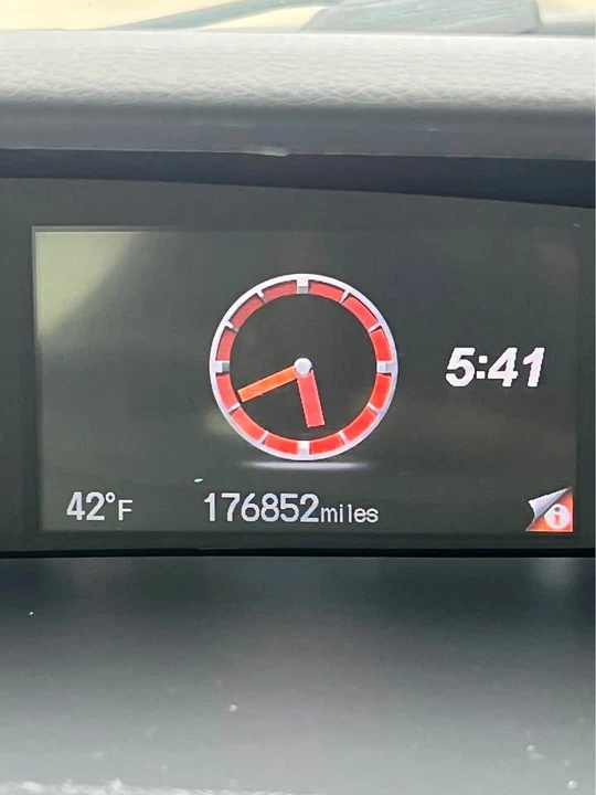 2014 Honda Civic 9th Gen - Image 10 of 19