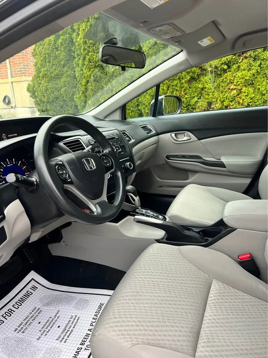 2014 Honda Civic 9th Gen - Image 7 of 19