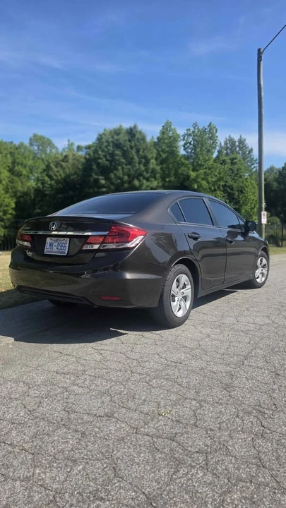 2014 Honda Civic 9th Gen - Image 5 of 8