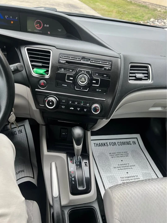 2014 Honda Civic 9th Gen - Image 12 of 19