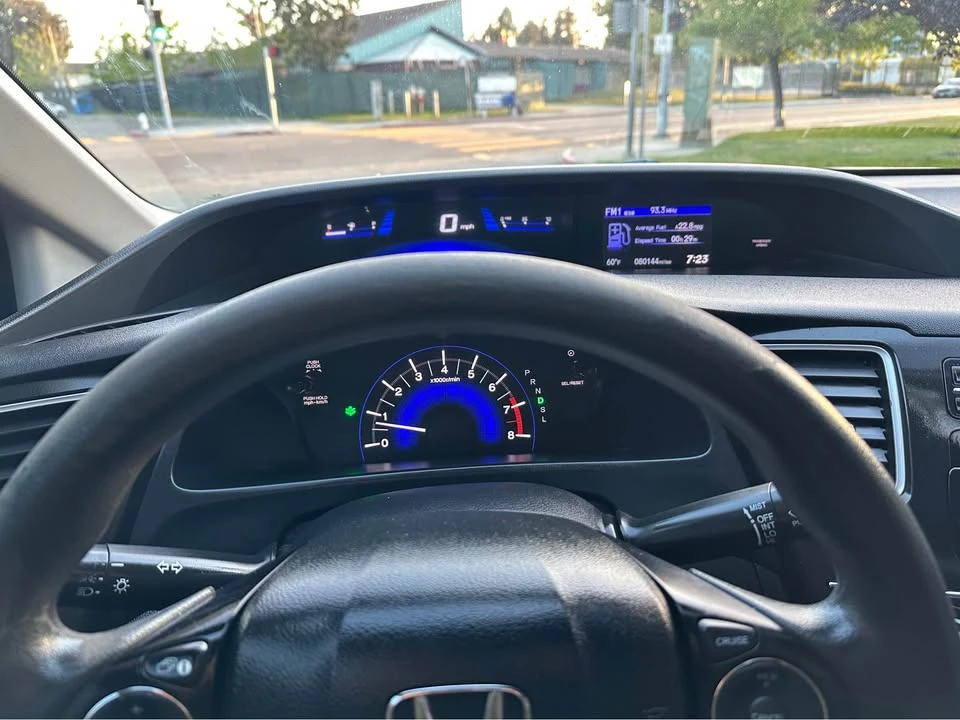 2014 Honda Civic 9th Gen - Image 13 of 15