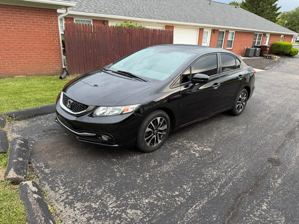 2014 Honda Civic 9th Gen - Image 3 of 7