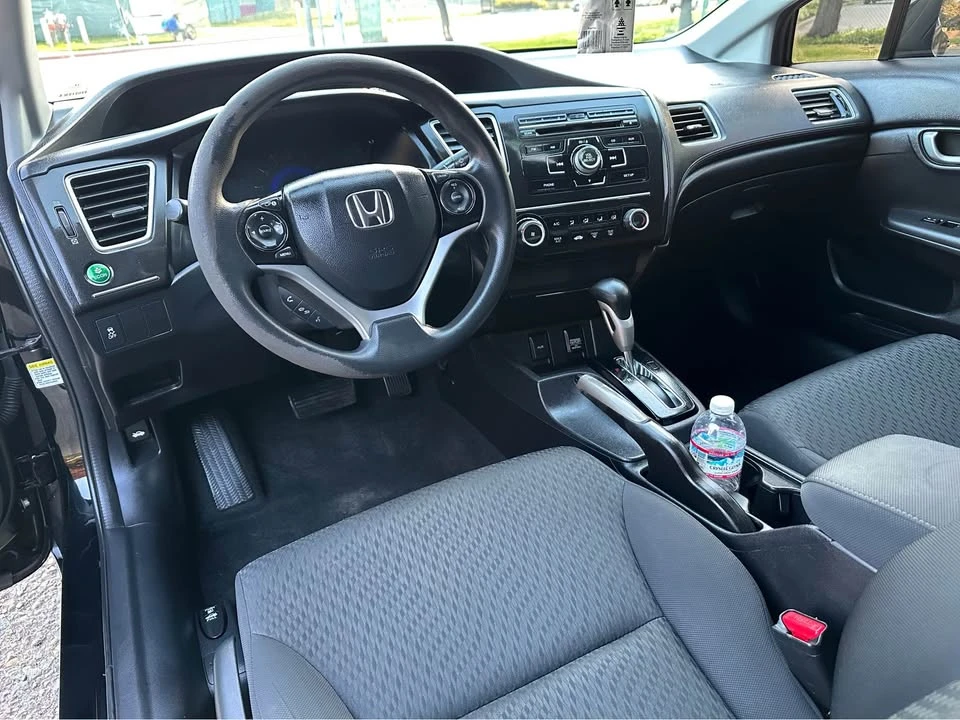 2014 Honda Civic 9th Gen - Image 10 of 15