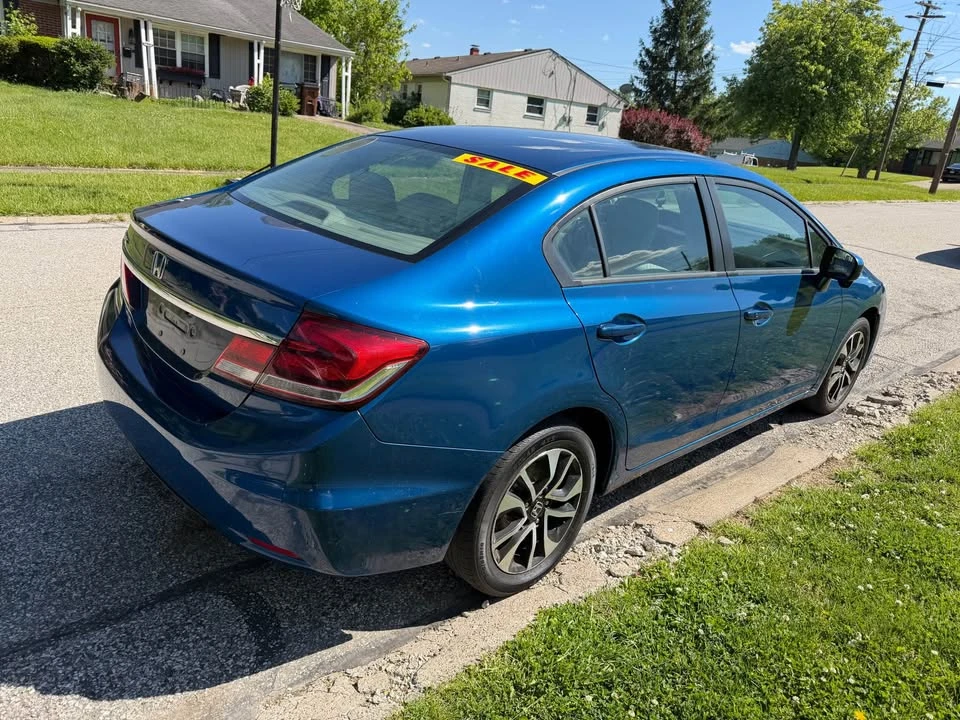 2014 Honda Civic 9th Gen - Image 2 of 8