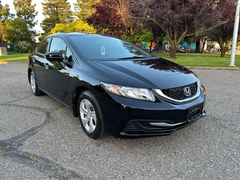 2014 Honda Civic 9th Gen - Image 3 of 15