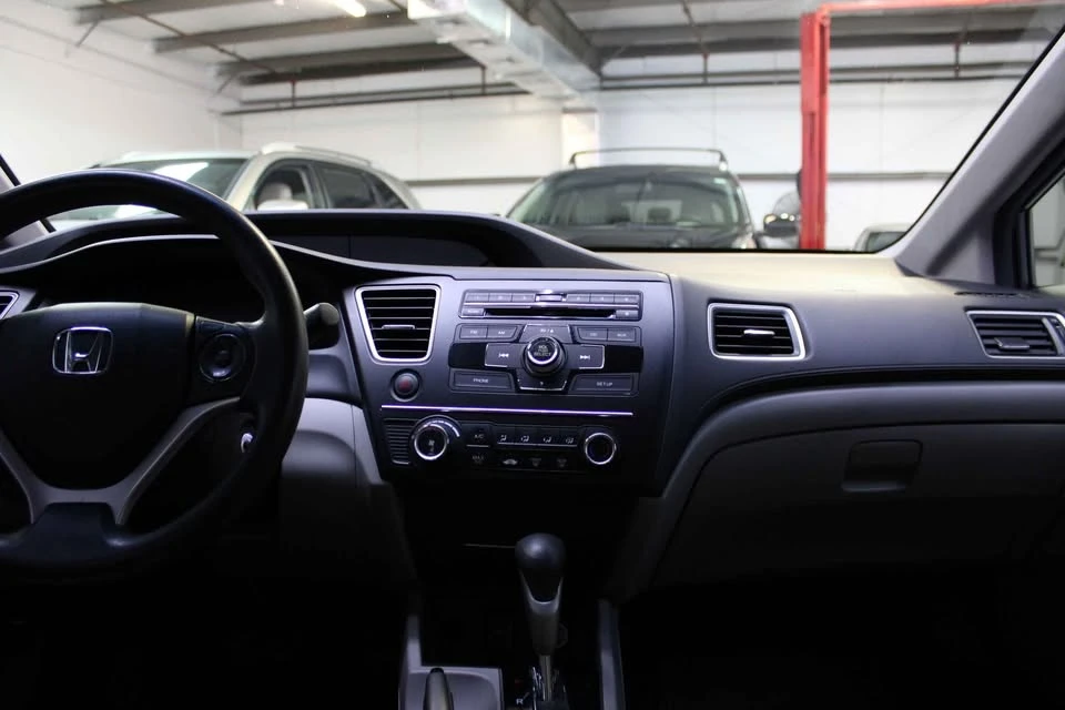 2014 Honda Civic 9th Gen - Image 9 of 10