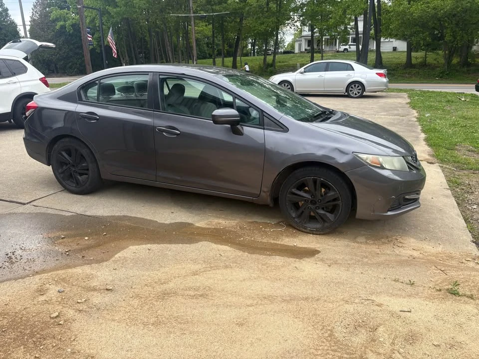 2014 Honda Civic 9th Gen - Image 4 of 13