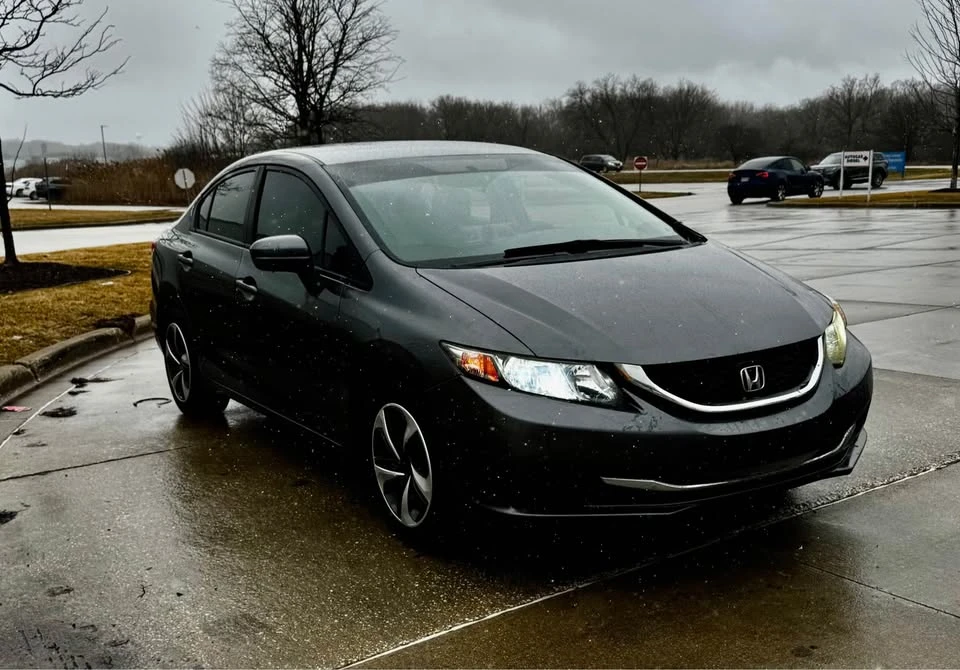 2014 Honda Civic 9th Gen - Image 3 of 11
