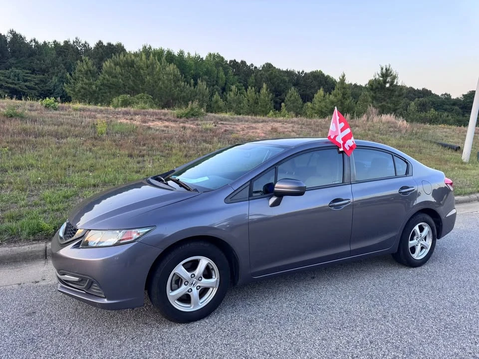 2014 Honda Civic 9th Gen - Image 8 of 12