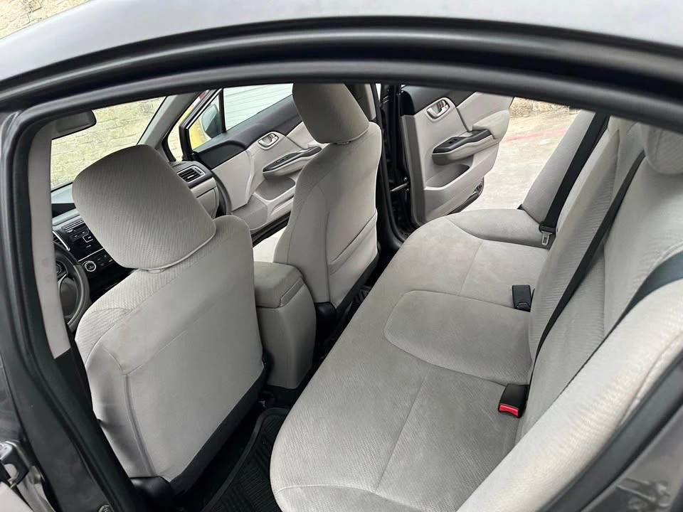 2014 Honda Civic 9th Gen - Image 9 of 20