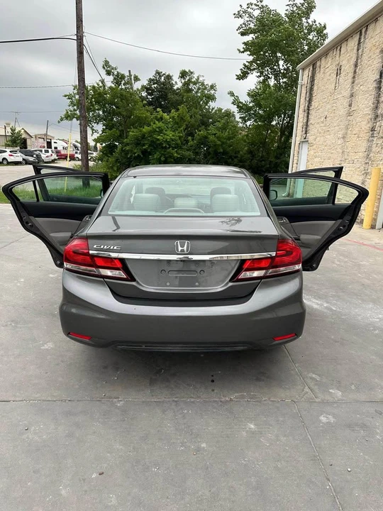 2014 Honda Civic 9th Gen - Image 3 of 20