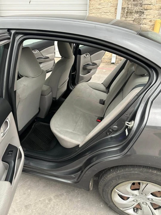 2014 Honda Civic 9th Gen - Image 16 of 20