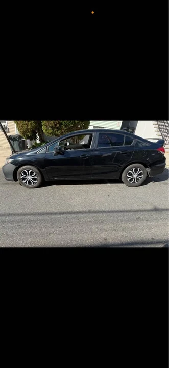 2014 Honda Civic 9th Gen - Image 3 of 13