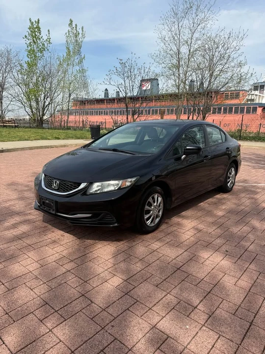 2014 Honda Civic 9th Gen - Image 9 of 20