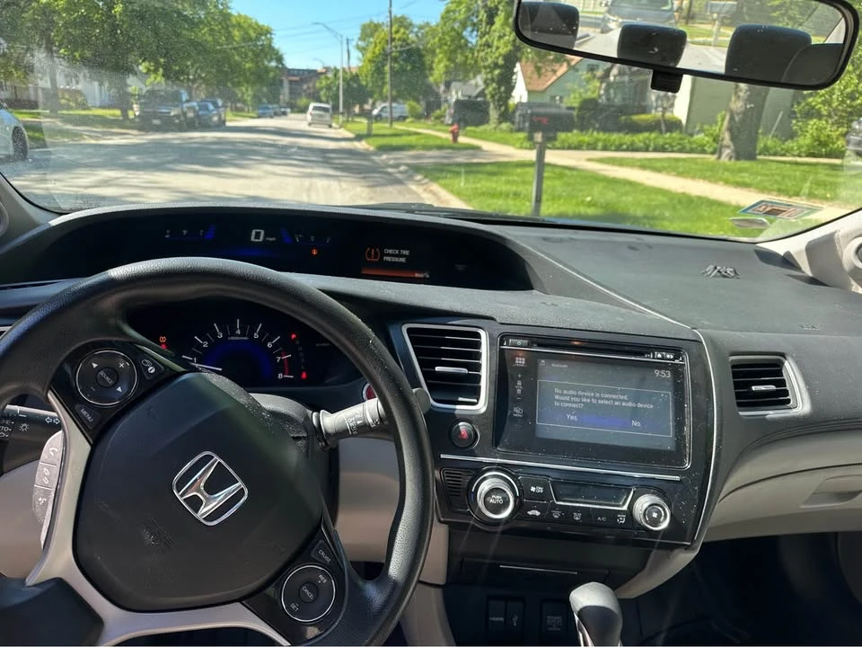 2014 Honda Civic 9th Gen - Image 8 of 13