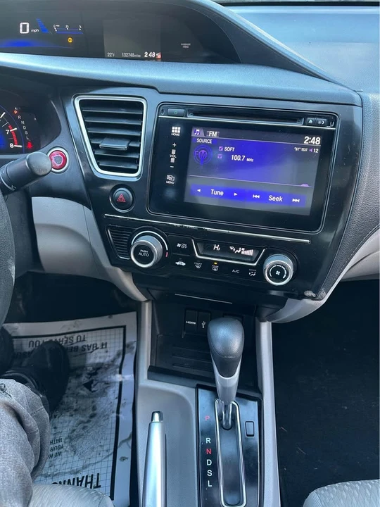 2014 Honda Civic 9th Gen - Image 13 of 17