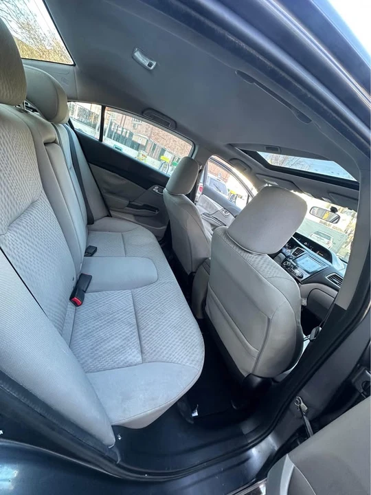 2014 Honda Civic 9th Gen - Image 11 of 17