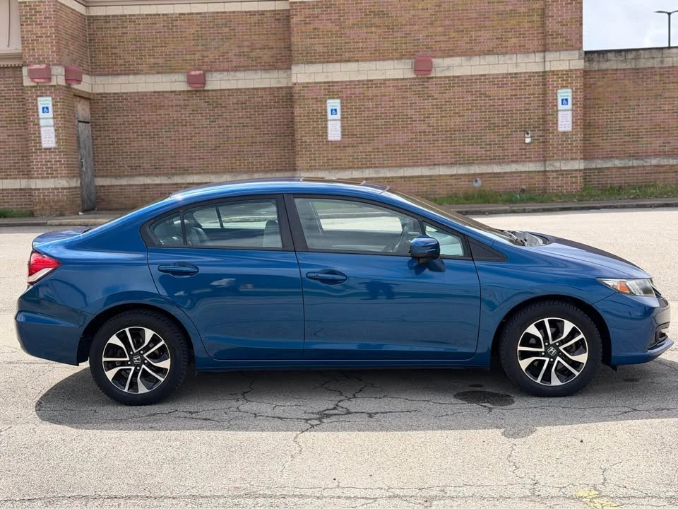 2014 Honda Civic 9th Gen - Image 7 of 20