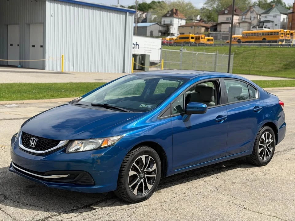 2014 Honda Civic 9th Gen - Image 2 of 20