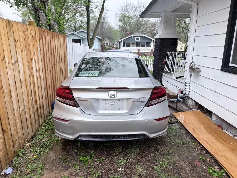 2014 Honda Civic 9th Gen - Image 4 of 6
