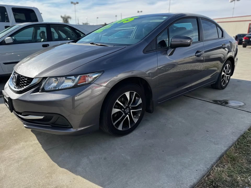 2014 Honda Civic 9th Gen - Image 3 of 10