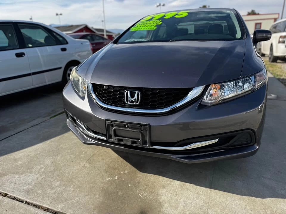 2014 Honda Civic 9th Gen - Image 2 of 10