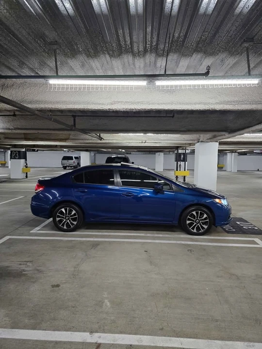 2014 Honda Civic 9th Gen - Image 5 of 11
