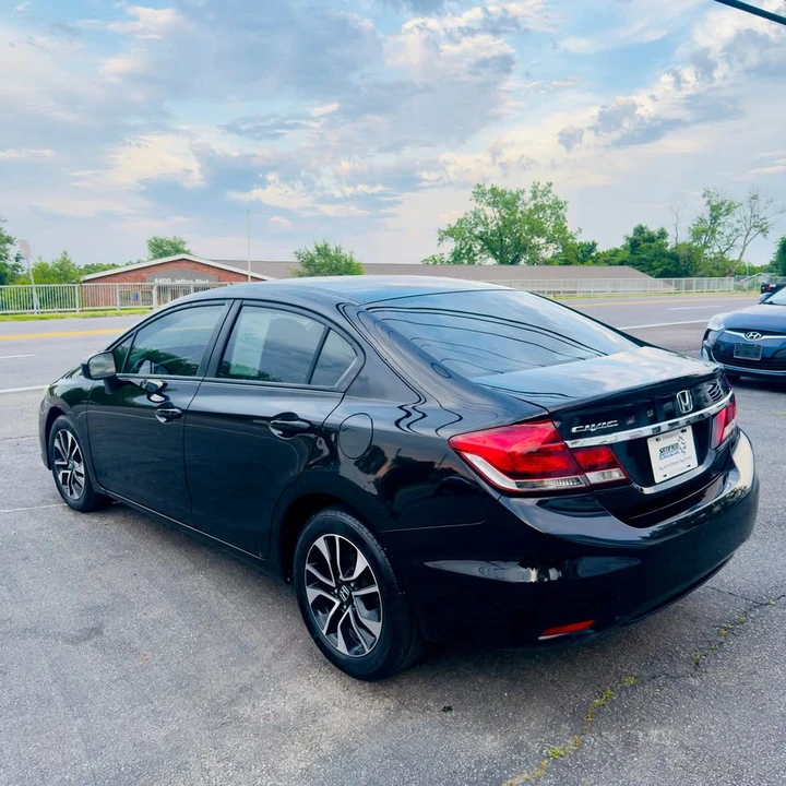 2014 Honda Civic 9th Gen - Image 3 of 19