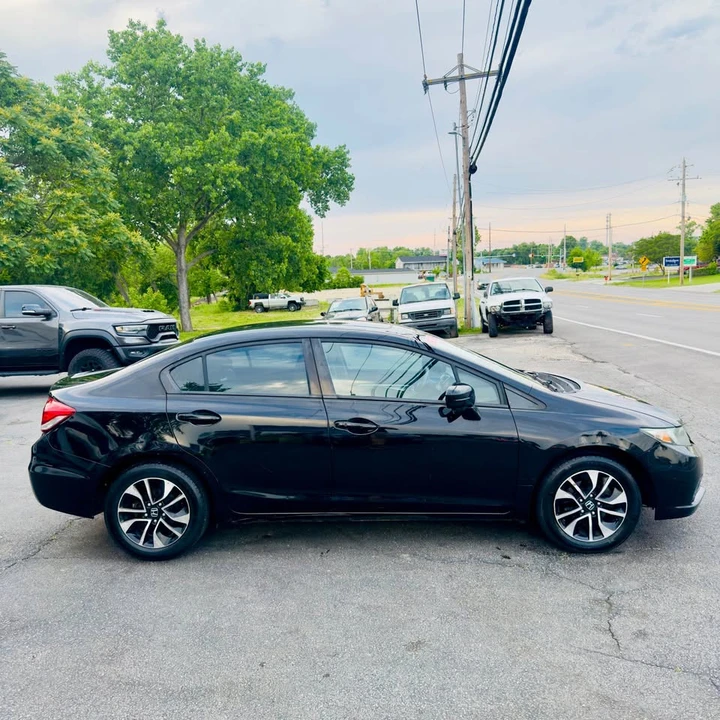 2014 Honda Civic 9th Gen - Image 6 of 19