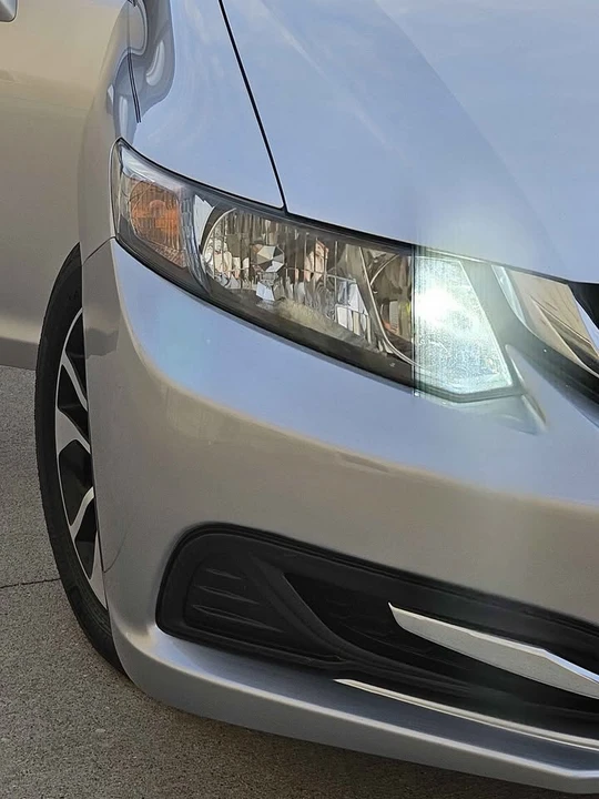 2014 Honda Civic 9th Gen - Image 10 of 20