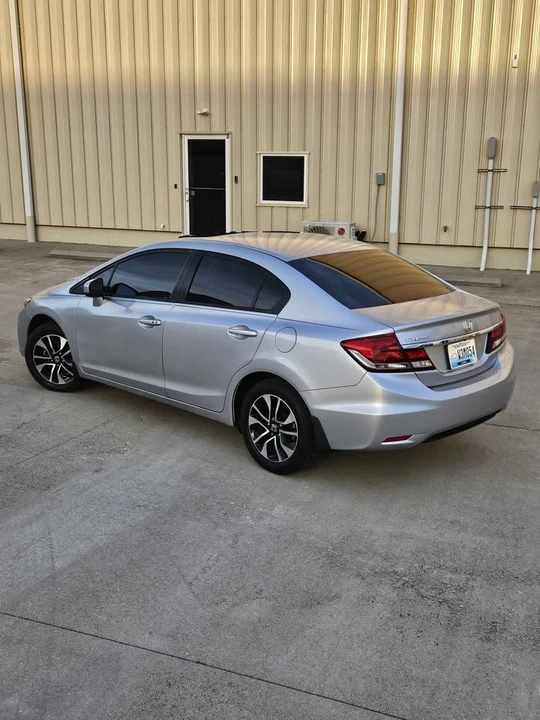 2014 Honda Civic 9th Gen - Image 7 of 20