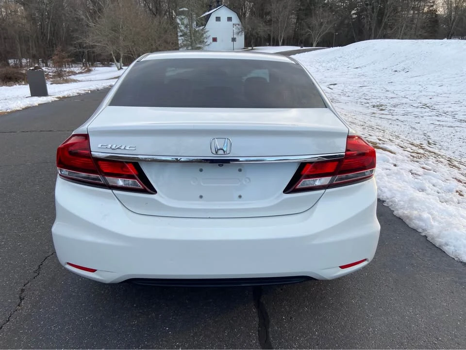 2014 Honda Civic 9th Gen - Image 3 of 8