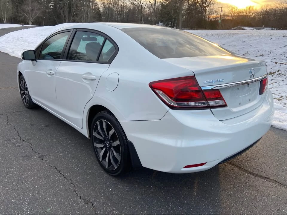 2014 Honda Civic 9th Gen - Image 5 of 8