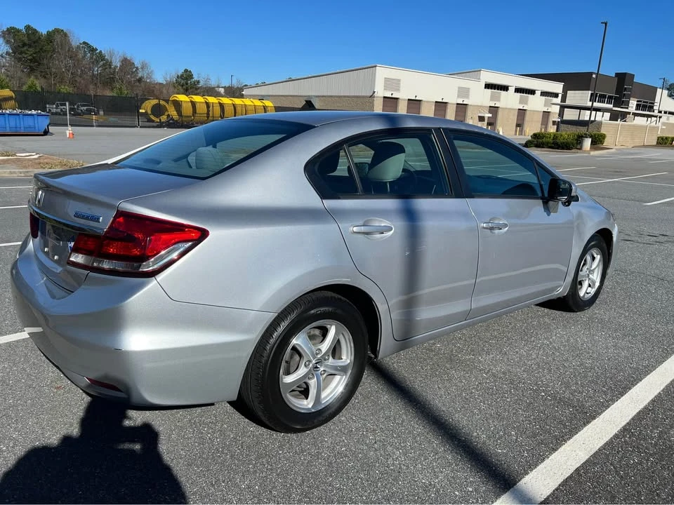 2014 Honda Civic 9th Gen - Image 10 of 17