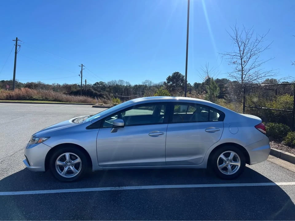 2014 Honda Civic 9th Gen - Image 4 of 17