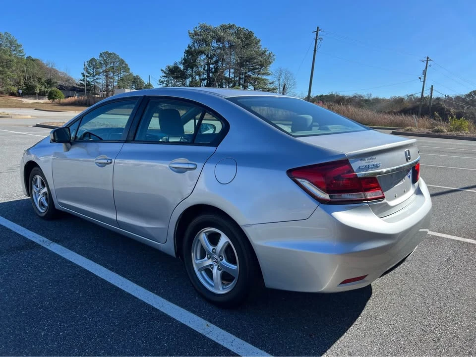 2014 Honda Civic 9th Gen - Image 8 of 17