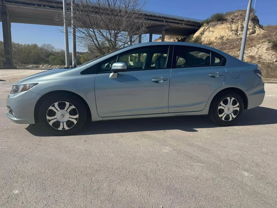 2014 Honda Civic 9th Gen - Image 2 of 18