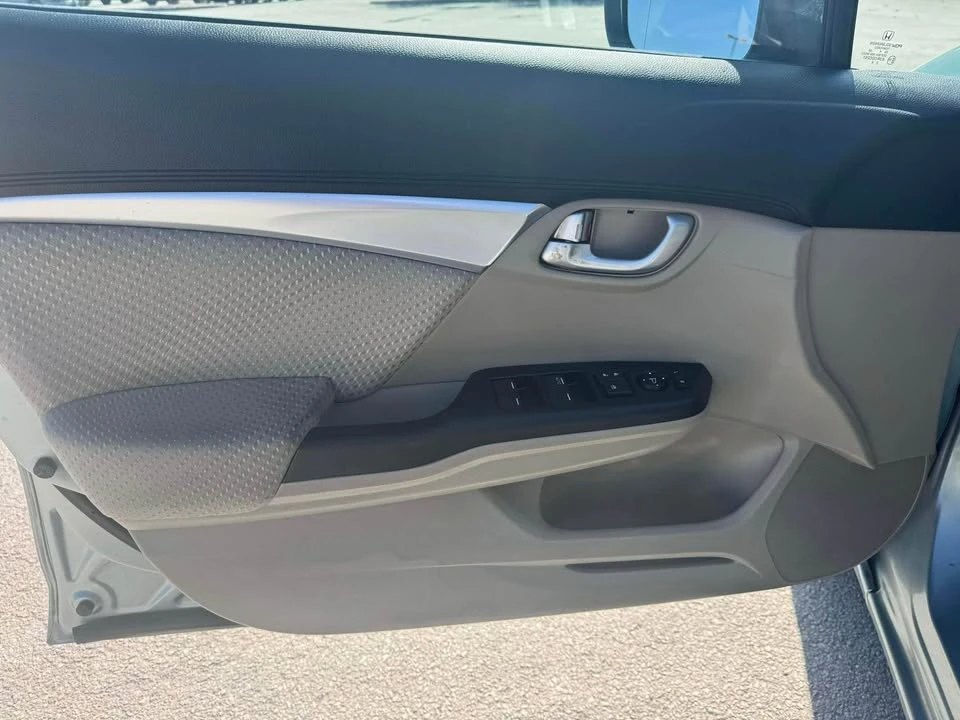 2014 Honda Civic 9th Gen - Image 10 of 18