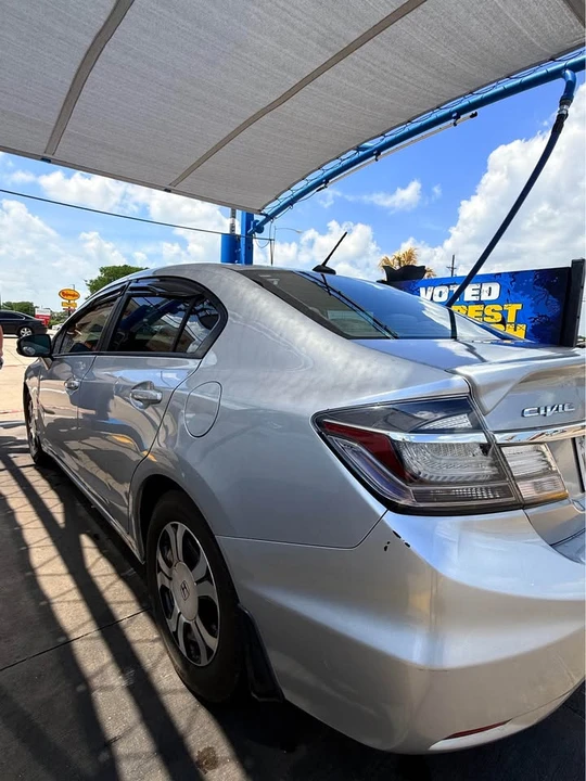 2014 Honda Civic 9th Gen - Image 2 of 8