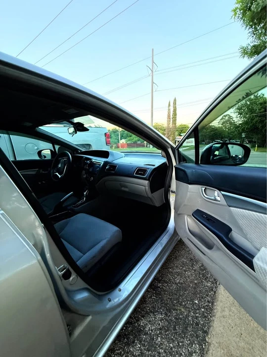 2014 Honda Civic 9th Gen - Image 6 of 8