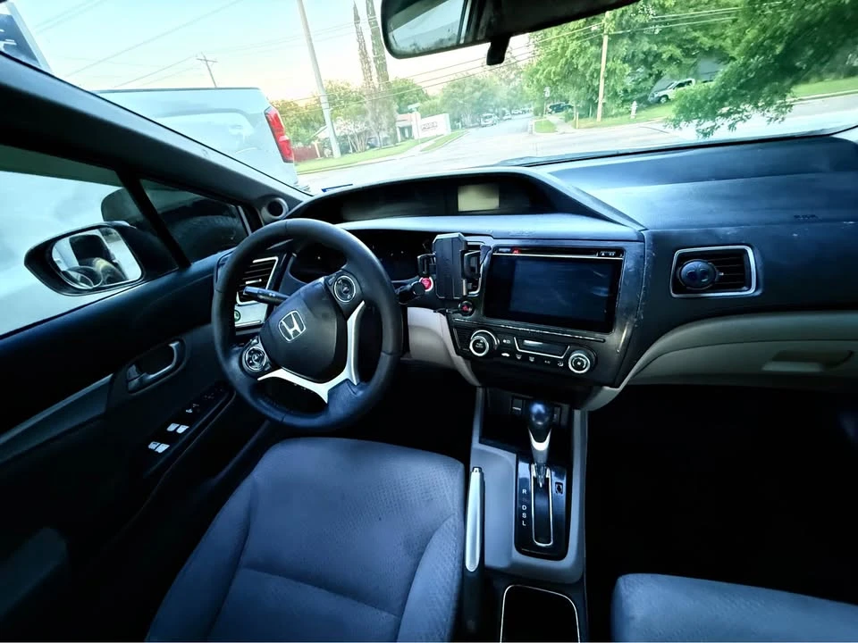 2014 Honda Civic 9th Gen - Image 5 of 8
