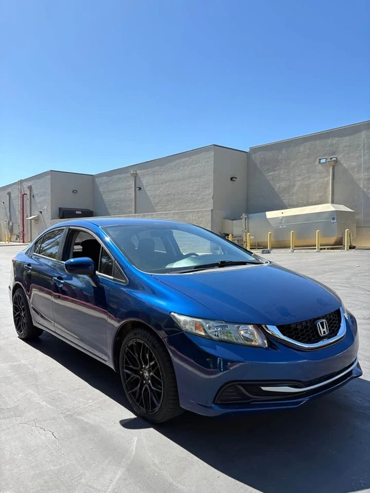 2014 Honda Civic 9th Gen - Image 3 of 14