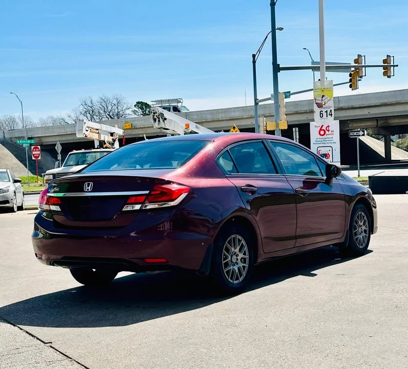 2014 Honda Civic 9th Gen - Image 3 of 19