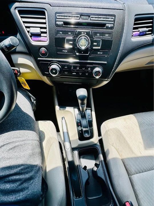 2014 Honda Civic 9th Gen - Image 11 of 18