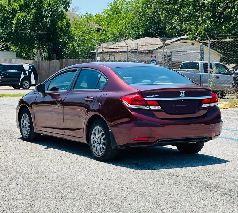 2014 Honda Civic 9th Gen - Image 7 of 18