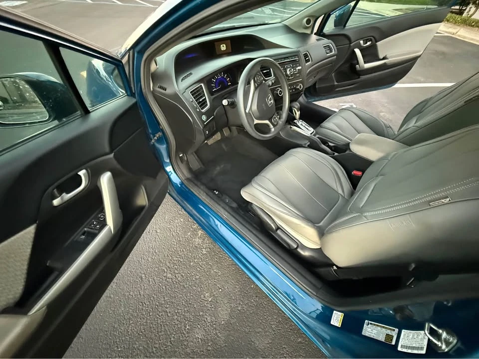 2014 Honda Civic 9th Gen - Image 10 of 16
