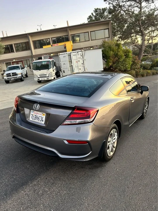 2014 Honda Civic 9th Gen - Image 3 of 8