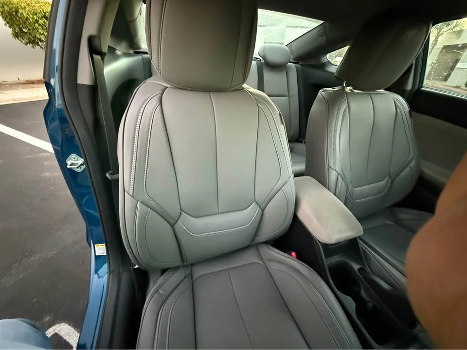 2014 Honda Civic 9th Gen - Image 9 of 16